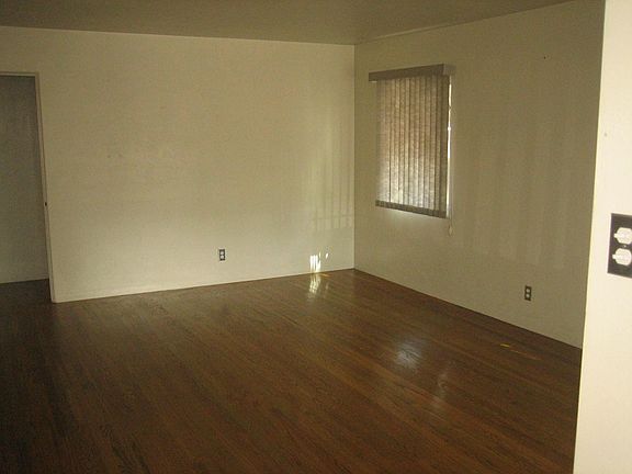 5th image of 613 Kentucky St