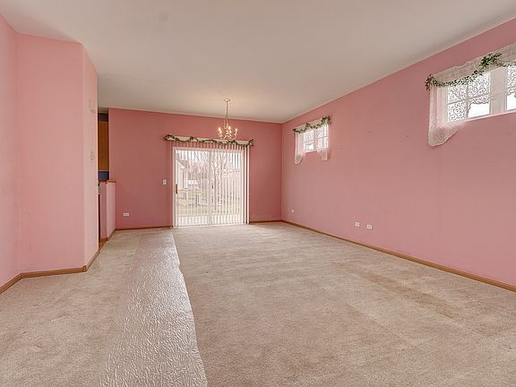 2nd image of 2559 Oak Park Ct