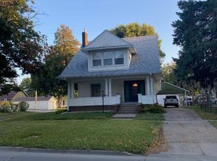 202 W Robinson St, Knoxville, IA 50138