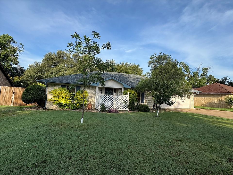 1st image of 1104 Dove Hollow Rd