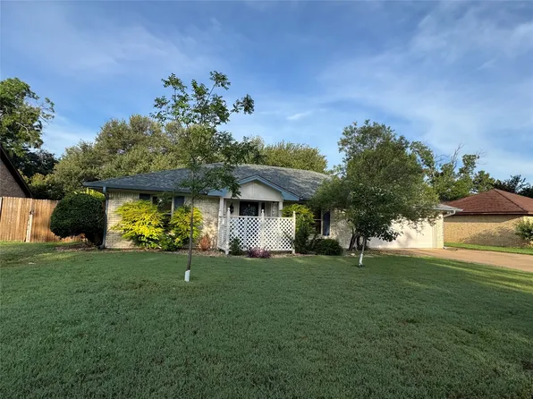 1104 Dove Hollow Rd, Granbury, TX 76048