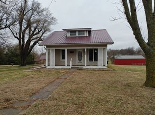 S 8th St, Axtell, KS 66403