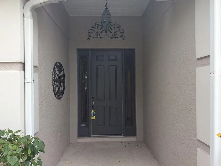 Entry way