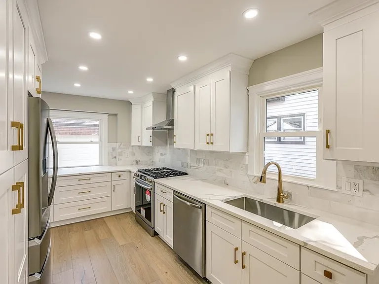23914 Edgehill Dr — Photo 18