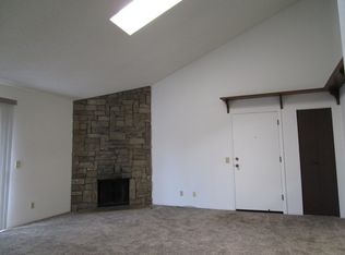 3275 S Ammons St #205, Lakewood, CO 80227