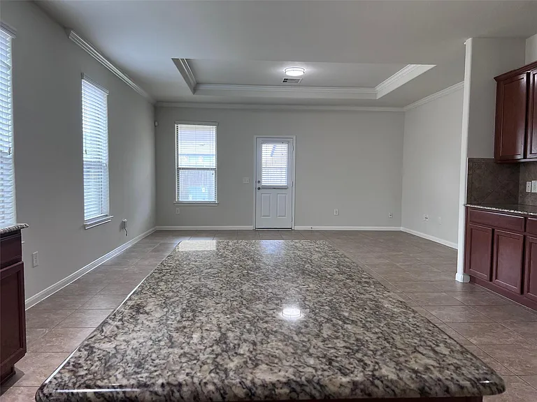 19403 Midnight Glen Dr — Photo 10