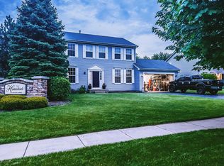 6304 Cork Ln, McHenry, IL 60050