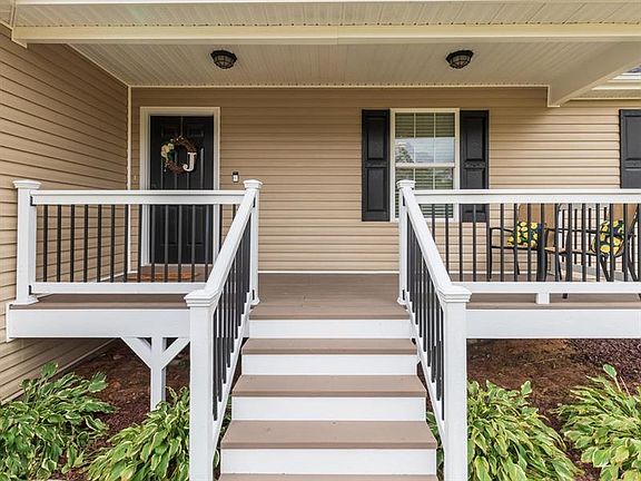 4th image of 3780 Creekwood Ct