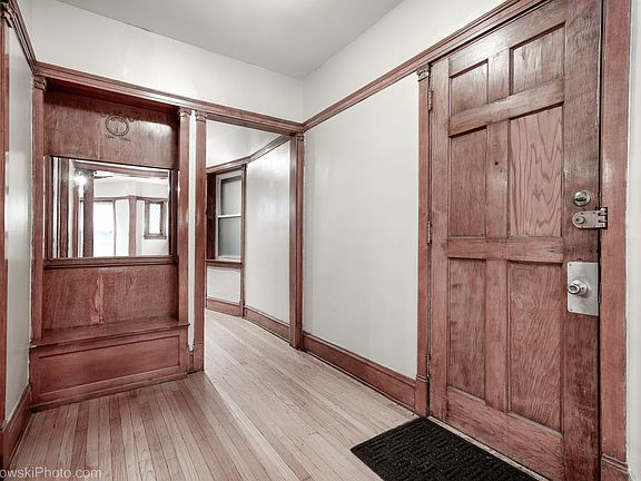 4th image of 5223 S Dorchester Ave APT 1N