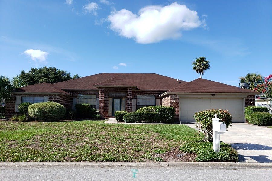 1st image of 3837 Sweetbriar Dr
