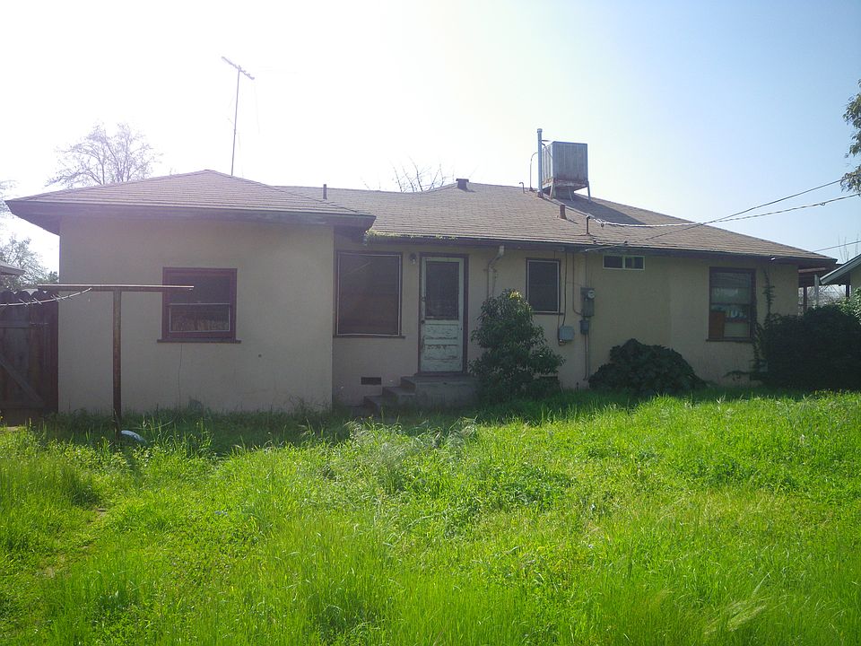 2nd image of 1022 W Saginaw Way