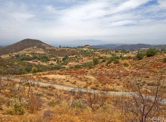 4th image of 37740 El Tigre Dr