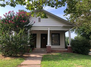 601 NW 20th St, Moore, OK 73160