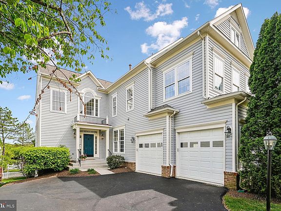 2nd image of 21426 Overland Park Dr