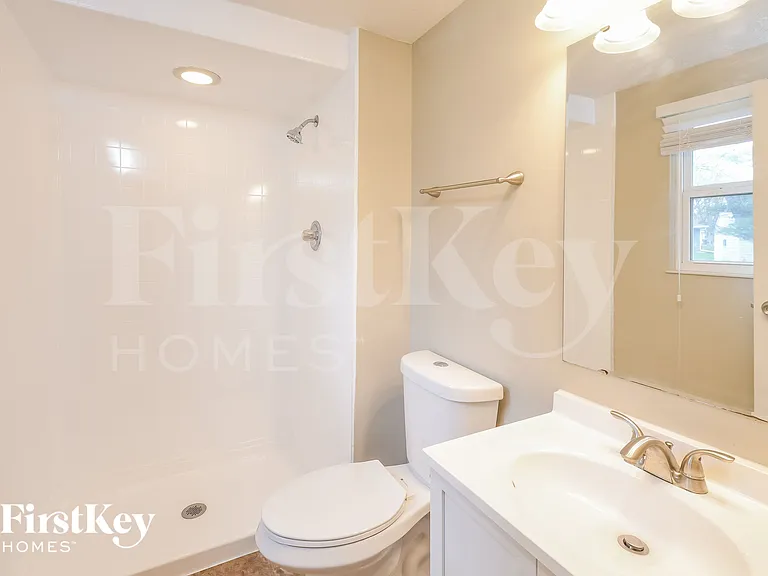 639 Shady Creek Ct — Photo 13