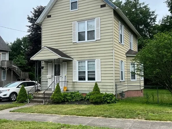 69 Hampden St, West Springfield, MA 01089