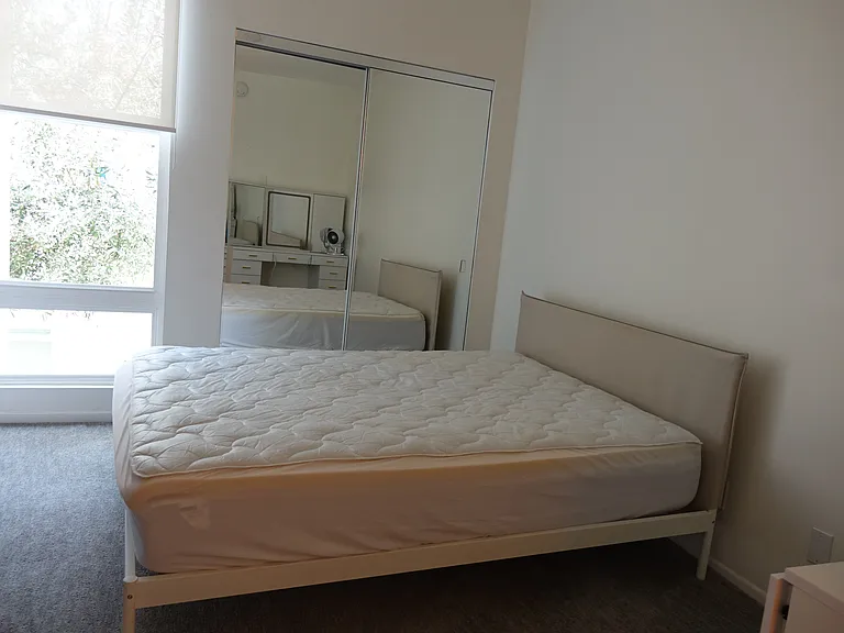 Bedroom #2 with Full/Double Bed
