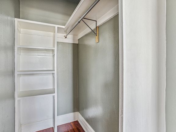 3rd image of 2833 Napoleon Ave #C3