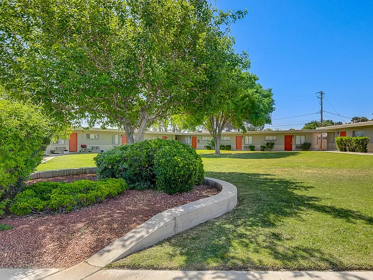 Campus Crossing, Apartments For Rent in Las Vegas