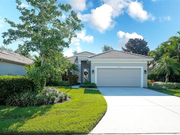 9747 51st Ter E, Bradenton, FL 34211