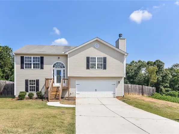 1761 Miller Springs Dr, Bethlehem, GA 30620