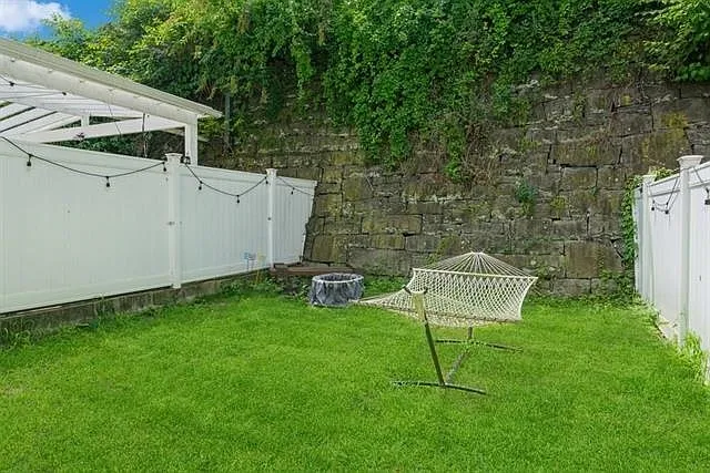 1 bed, 1.0 bath, 800 sqft, $3,100 — Photo 1