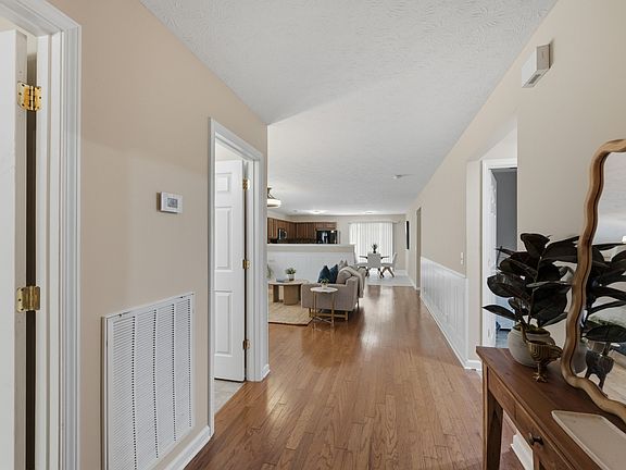 5th image of 170 Ivy Hill Ln