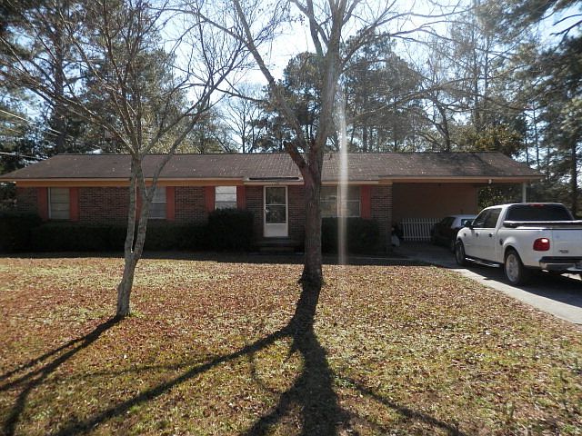 1st image of 1726 Hutchinson Dr