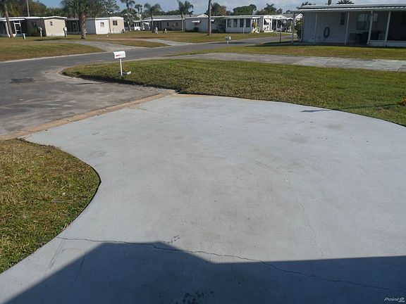 LONG DRIVEWAY