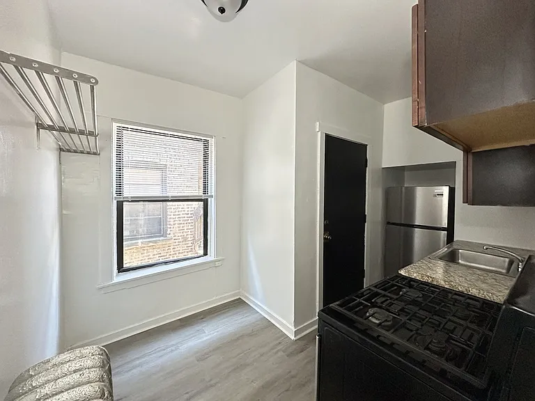 931.5 W Sunnyside Ave #E3 — Photo 6