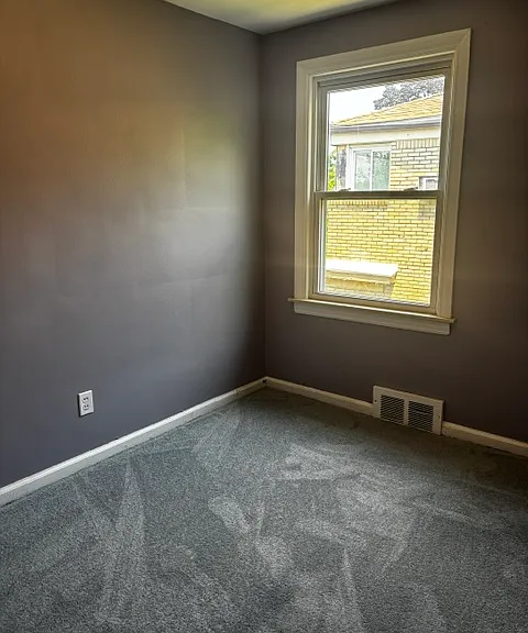 1931 Ewald Cir — Photo 12