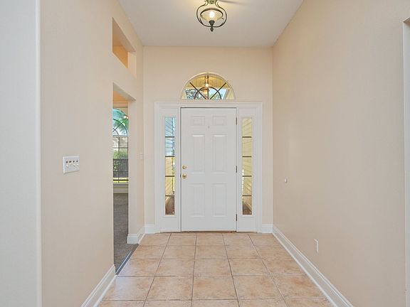 5th image of 1697 Glenwood Ct