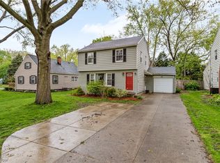 327 Sundale Rd, Akron, OH 44313