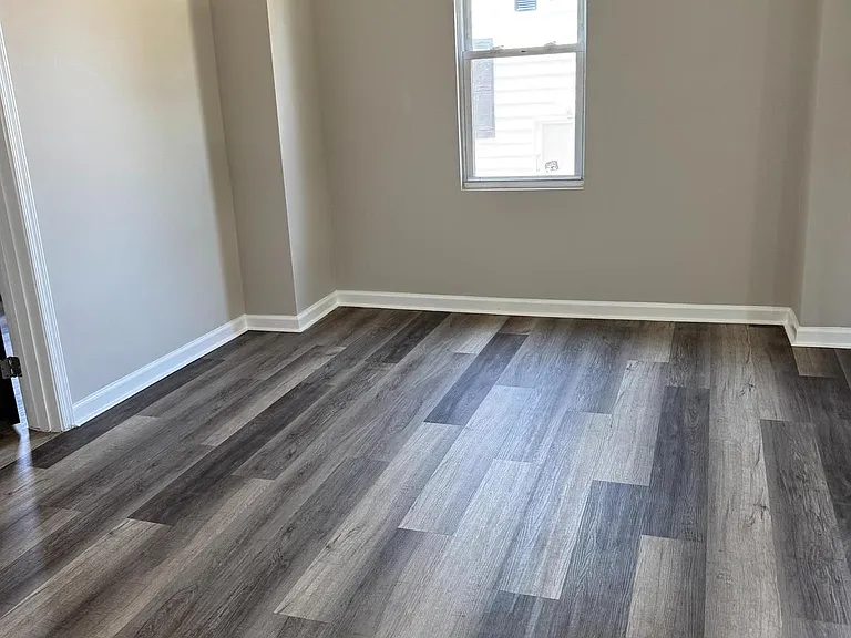 105 Williams Ave — Photo 10