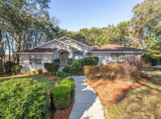 7229 Twin Lakes Ln, Pensacola, FL 32504