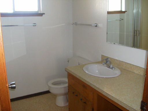 3rd image of 803 N 1st St APT 27
