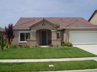 137 N Roeben St, Visalia, CA 93291