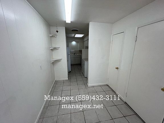 5th image of 6060 N Poplar Ave APT B