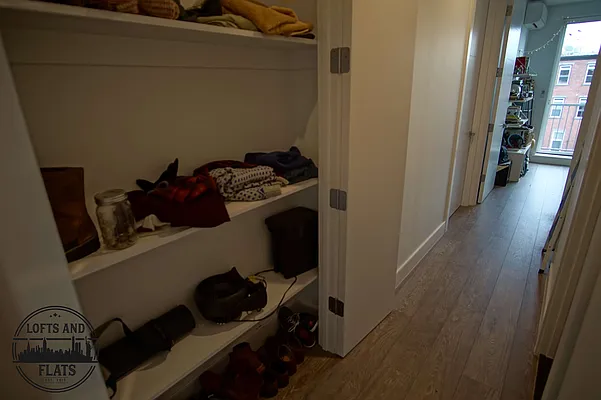 Rented by Lofts and Flats LLC | media 21