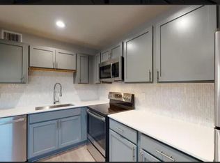 4400 San Jacinto St #2-202, Dallas, TX 75204