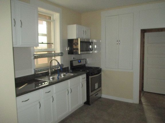 5th image of 5515 W Race Ave