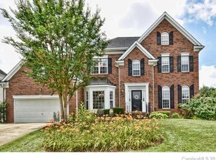6631 Red Maple Dr, Charlotte, NC 28277