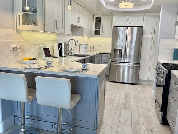 5th image of 16255 Pacific Cir APT 202