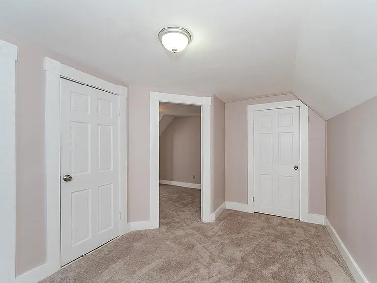 179 Mount Hope St #179 — Photo 16