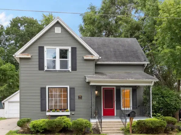 757 2nd Ave, Aurora, IL 60505