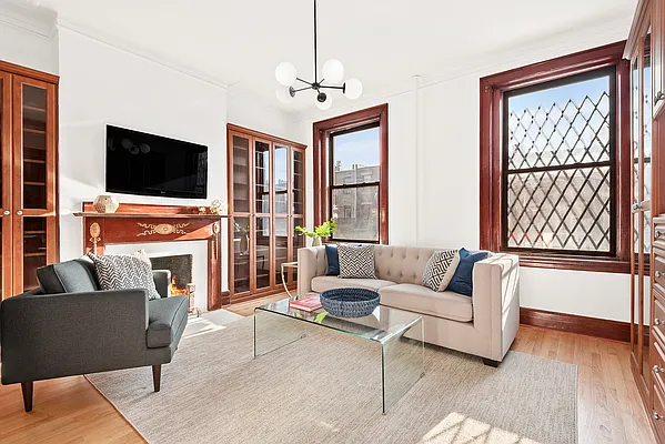 Sold by Compass | media 11