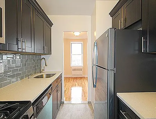 Rented by SW Queens Mezzanine | media 6