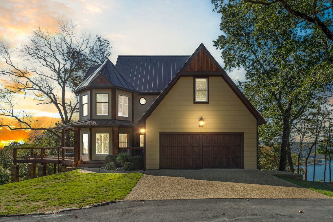 next background image