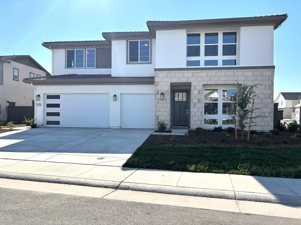 5731 Secret Creek Dr, Rocklin, CA 95677