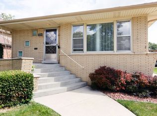 10533 S Kostner Ave, Oak Lawn, IL 60453